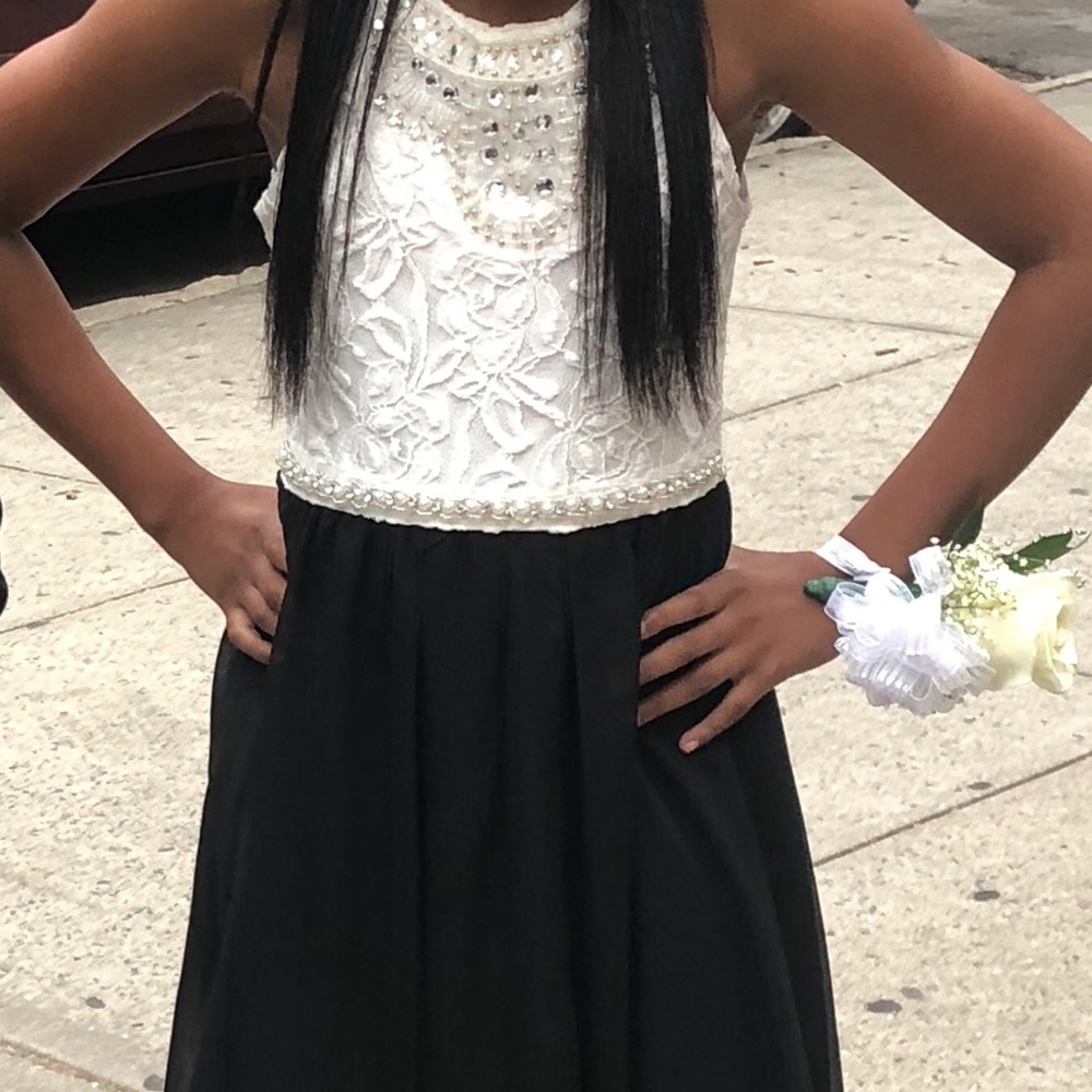 Girls dress